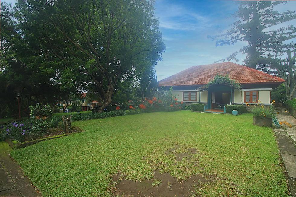 Hotel Villa Rawa Pening Pratama By Aparian Bandungan Exterior photo
