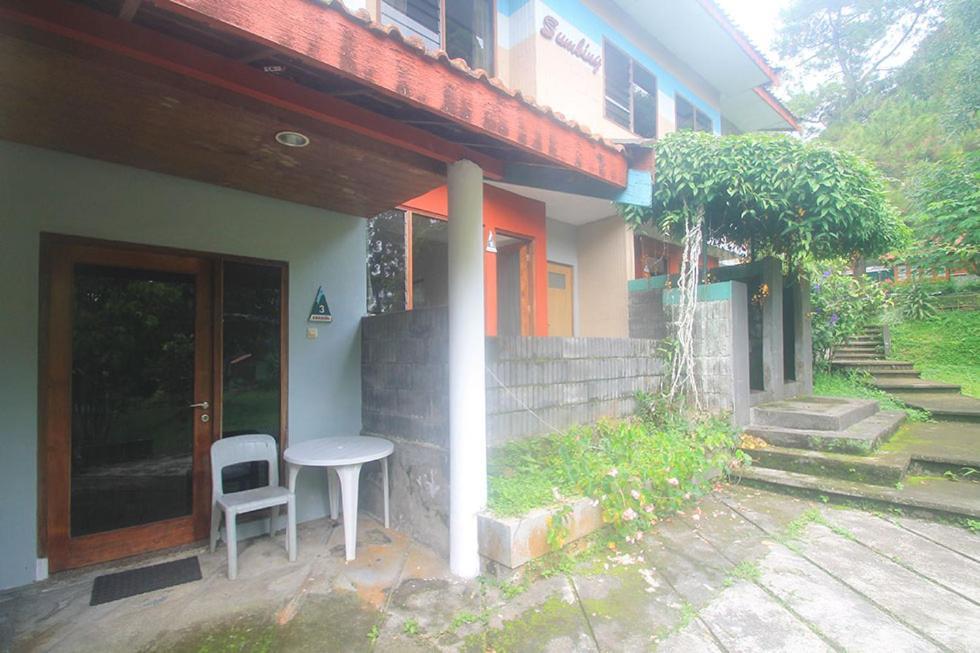 Hotel Villa Rawa Pening Pratama By Aparian Bandungan Exterior photo
